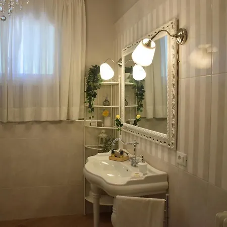Le Rose Di Paola Bed & Breakfast *