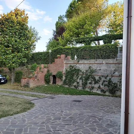 Le Rose Di Paola